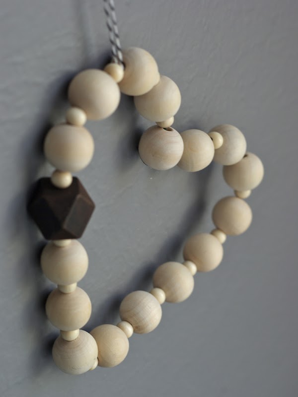 Wood Beads (all sizes)