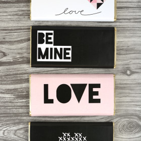 Free Printable Valentine’s Day Chocolate Bar Wraps