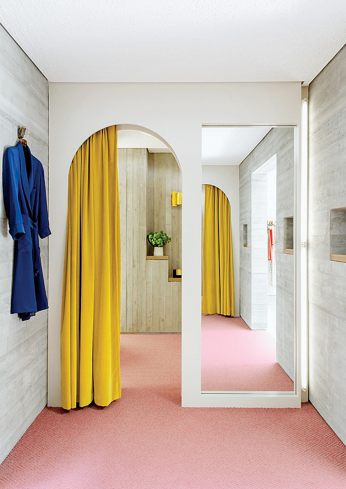 Gold/Yellow Drapes and Pink Flooring