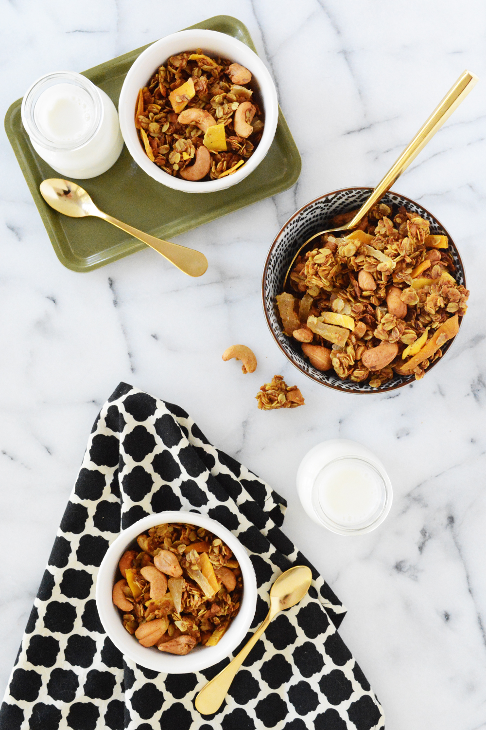 Curry coconut cashew granola. A sweet and spicy 'Night Cereal'.