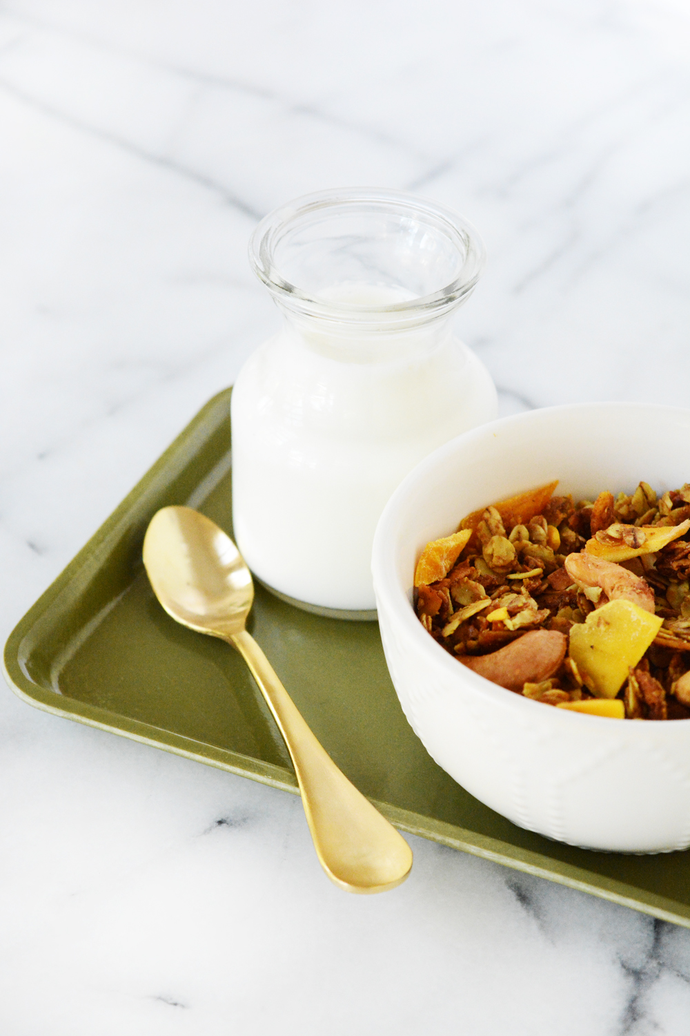 curry coconut cashew granola