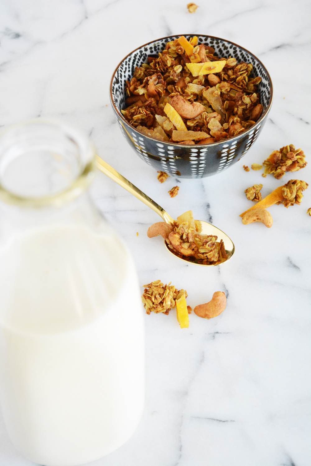 curry coconut cashew granola