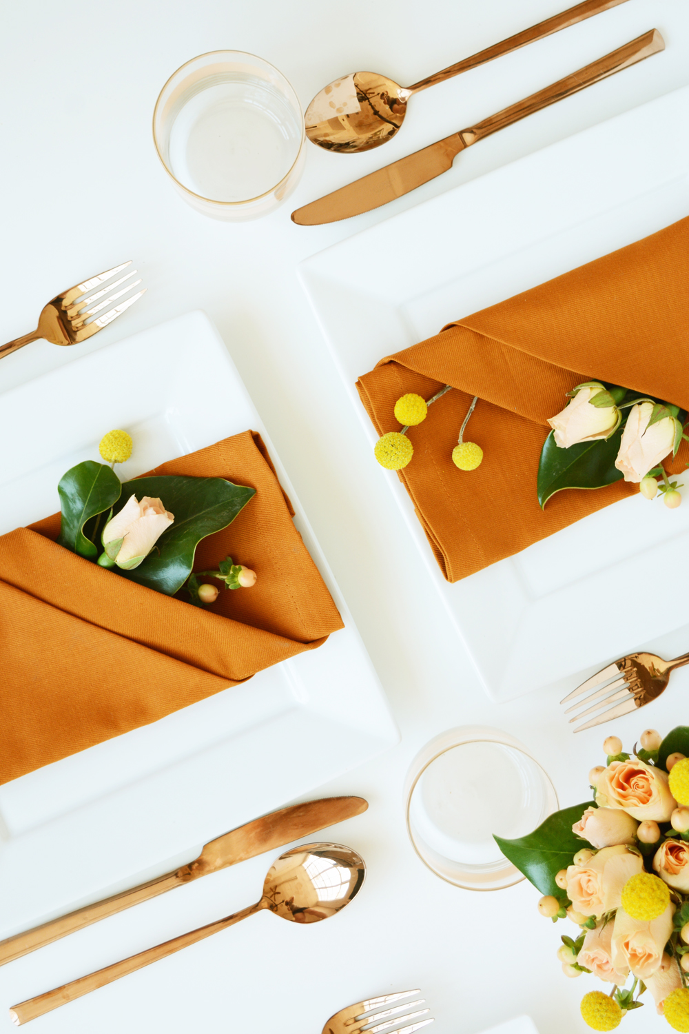 Pretty Napkin Folding with Fresh Flowers for Fall