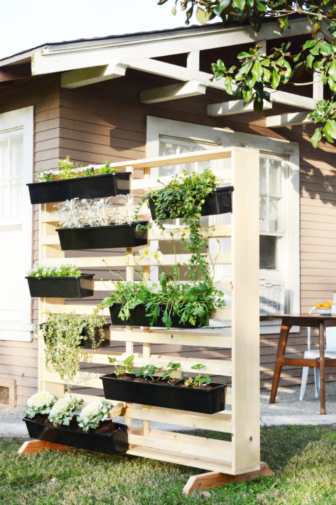 DIY Living Wall with Moveable Planters | Oleander + Palm