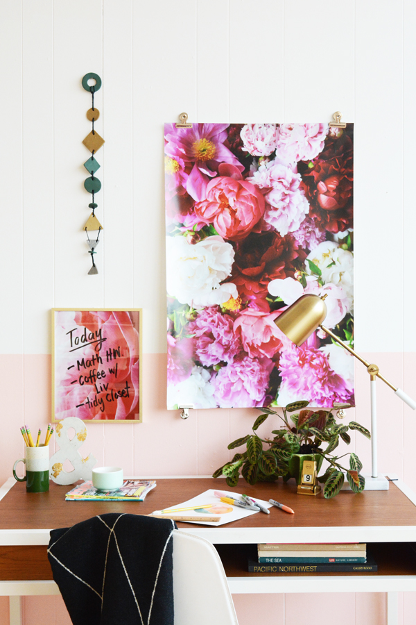 3 Ways to Hang a Poster and Free Peonies Print Download