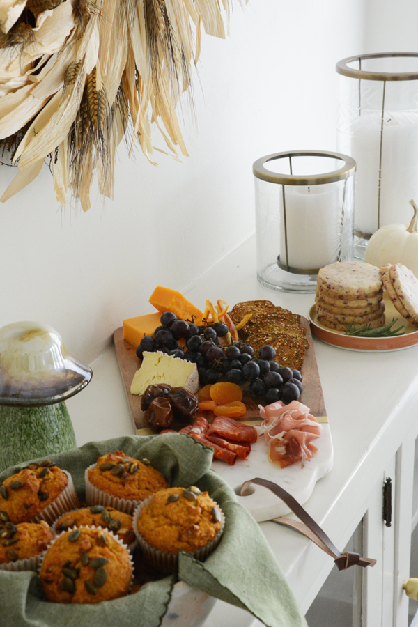 Host a relaxed Friendsgiving luncheon with Roasted Butternut Squash Turkey Wild Rice Soup + Pumpkin Spice Cornbread Muffins.