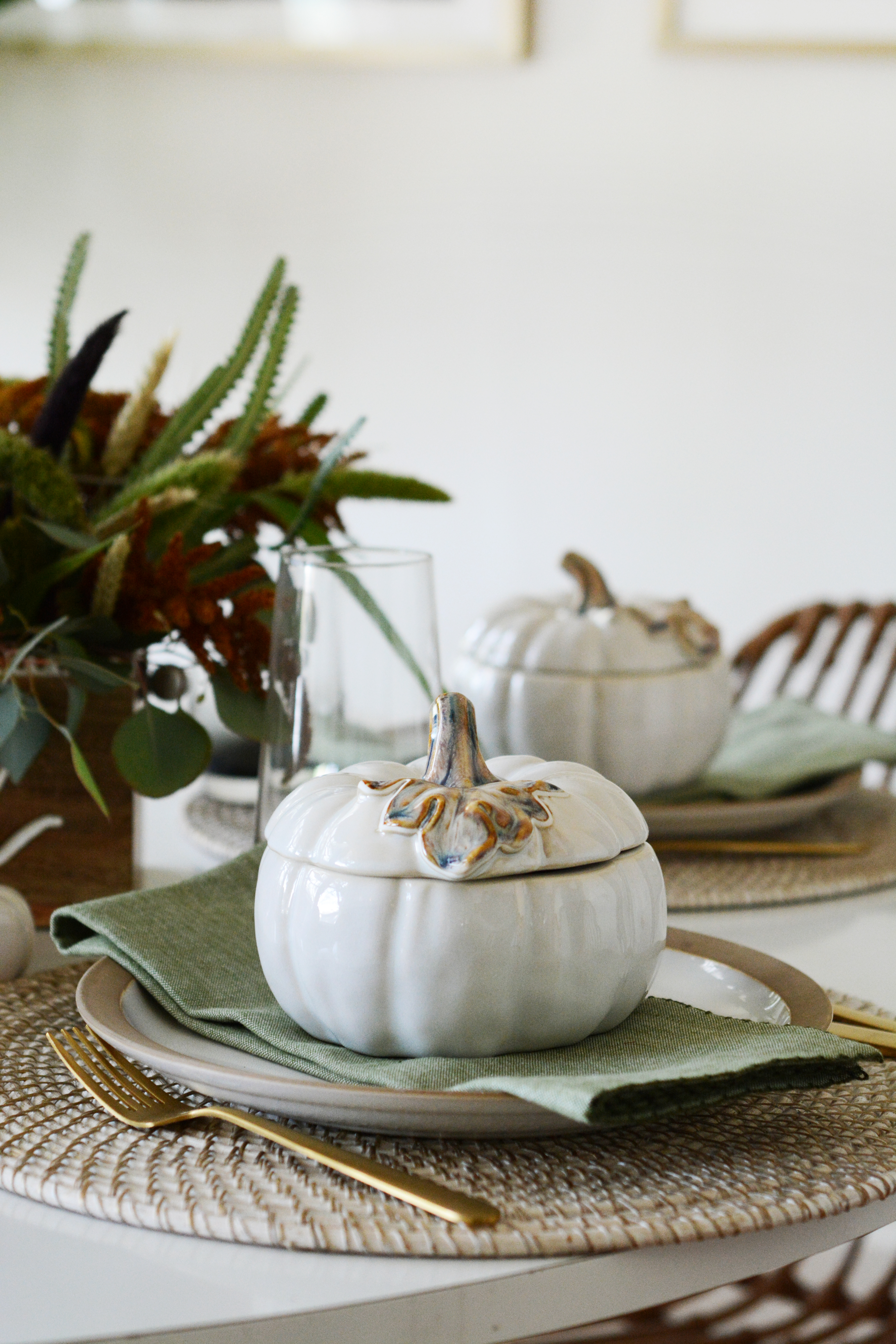 Host a relaxed Friendsgiving luncheon with Roasted Butternut Squash Turkey Wild Rice Soup + Pumpkin Spice Cornbread Muffins.