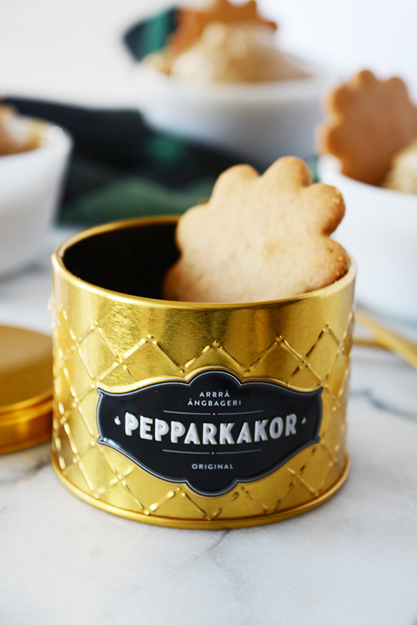 Gingerbread Ice Cream with Crystalized Ginger + Swedish Gingersnaps (Pepparkakor)