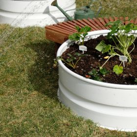 DIY Round Raised Garden Beds